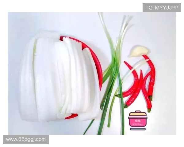 教你制作美味白菜老帮的详细视频教程 教你制作美味白菜老帮的详细视频教程